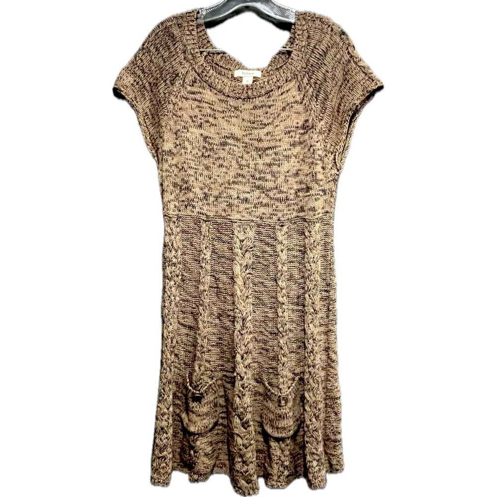 Comfy cozy brown sweater dress for fall! 🍂